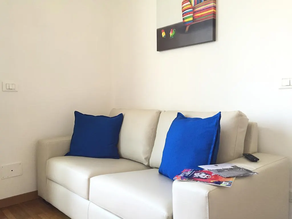 Donna Ilaria Apartment Rome Italy
